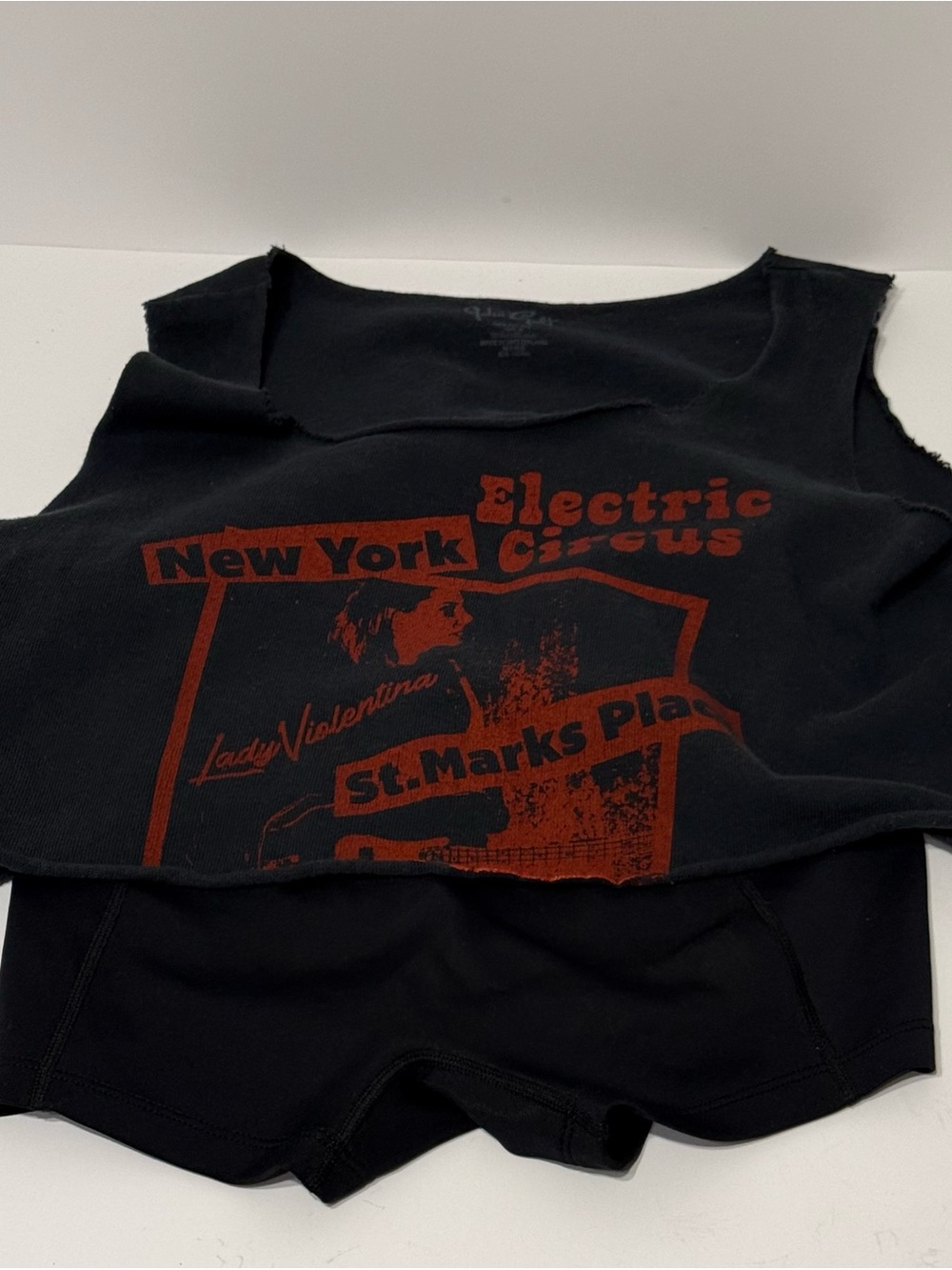 Brandy Melville Black Graphic Tank Sweatshirt Red Script & New Balance Shorts-S